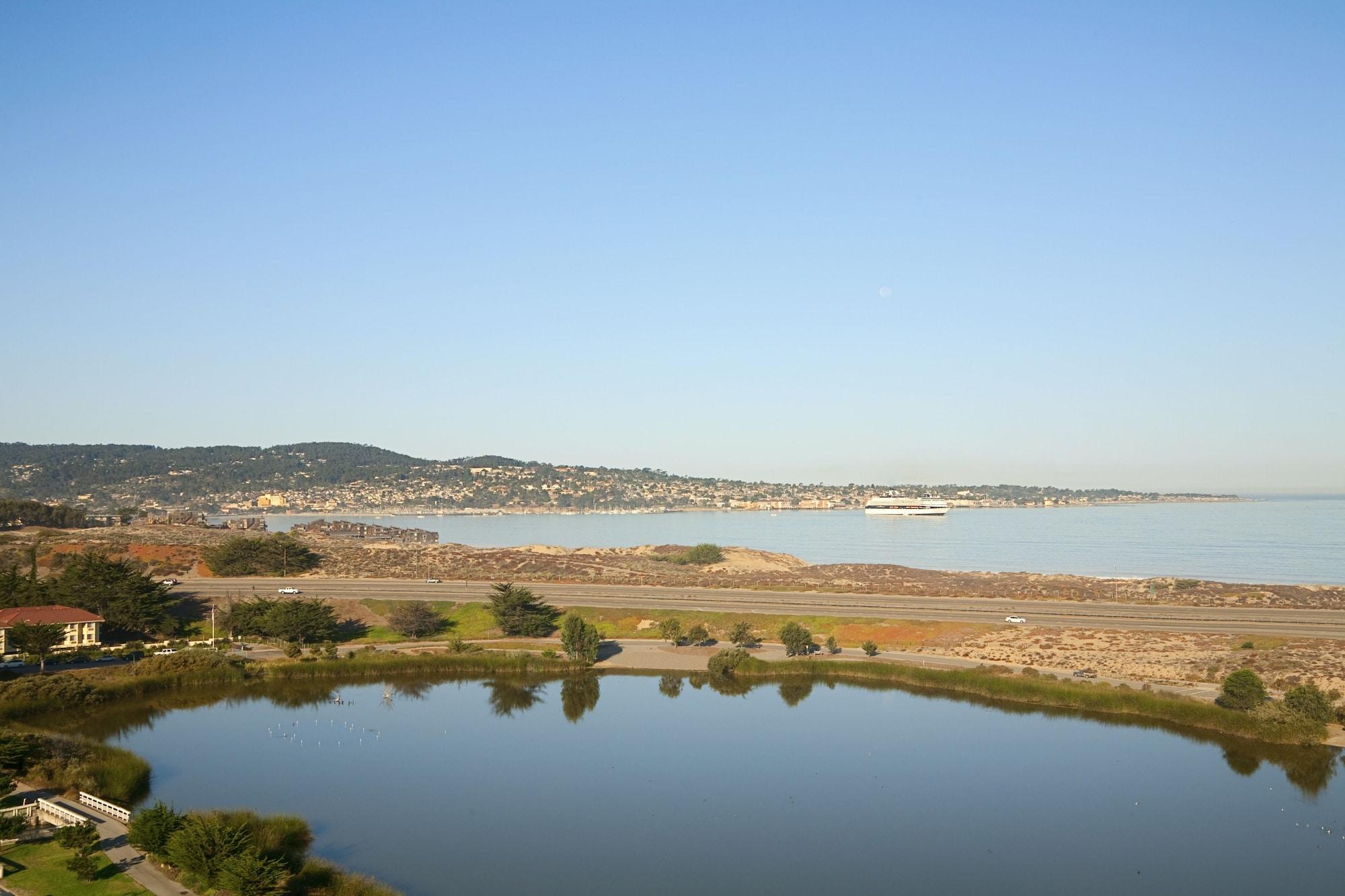 Embassy Suites By Hilton Monterey Bay Seaside Exteriör bild