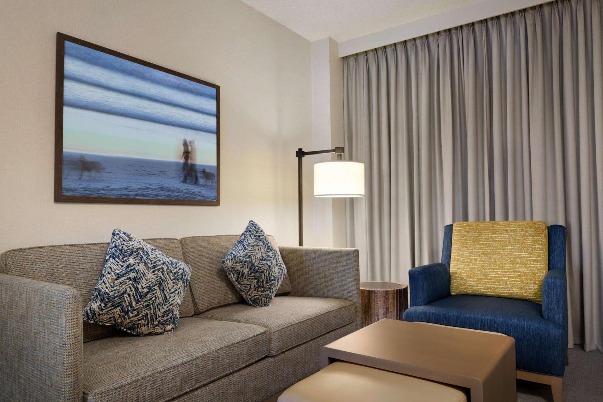 Embassy Suites By Hilton Monterey Bay Seaside Exteriör bild