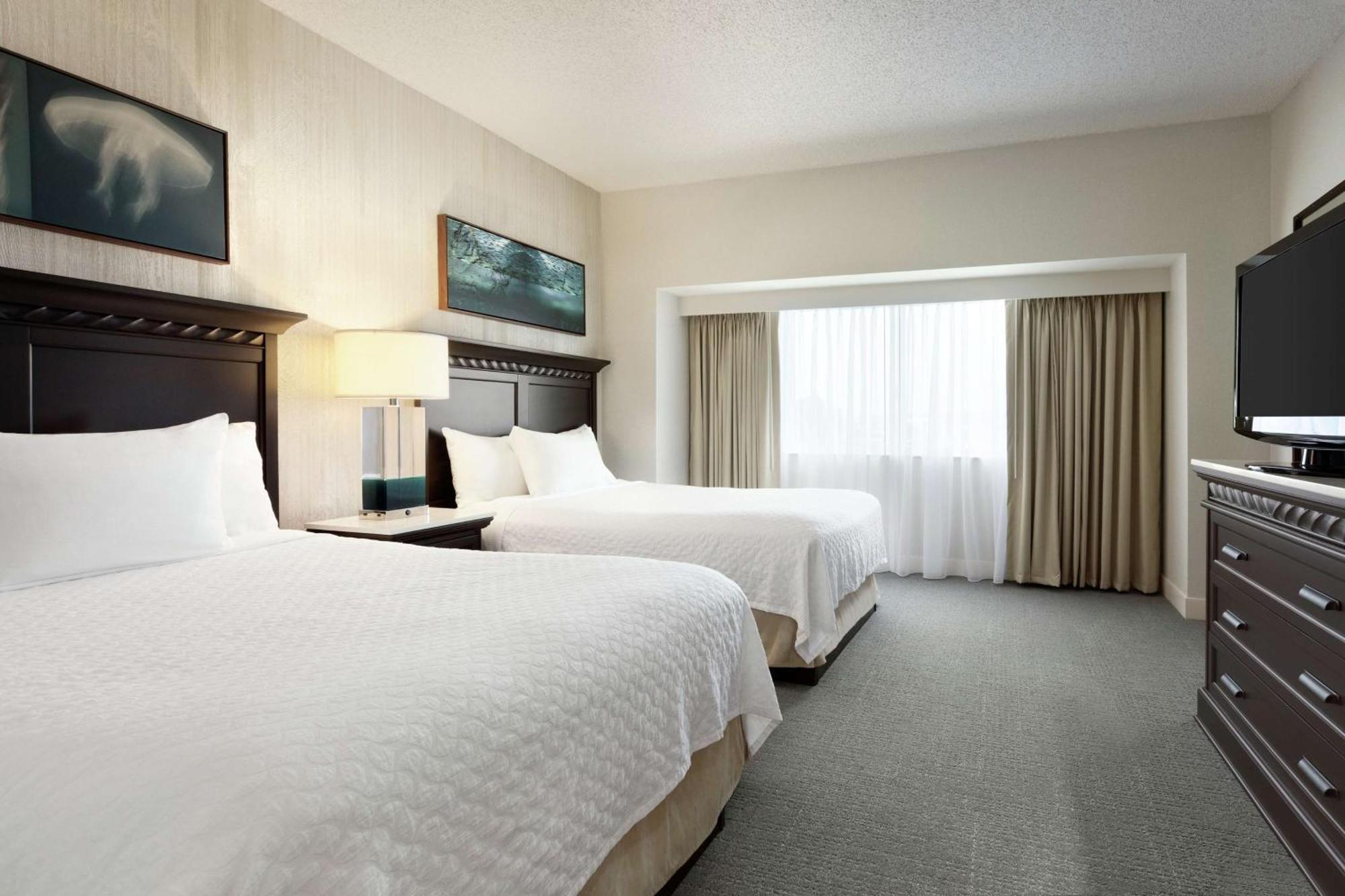 Embassy Suites By Hilton Monterey Bay Seaside Exteriör bild