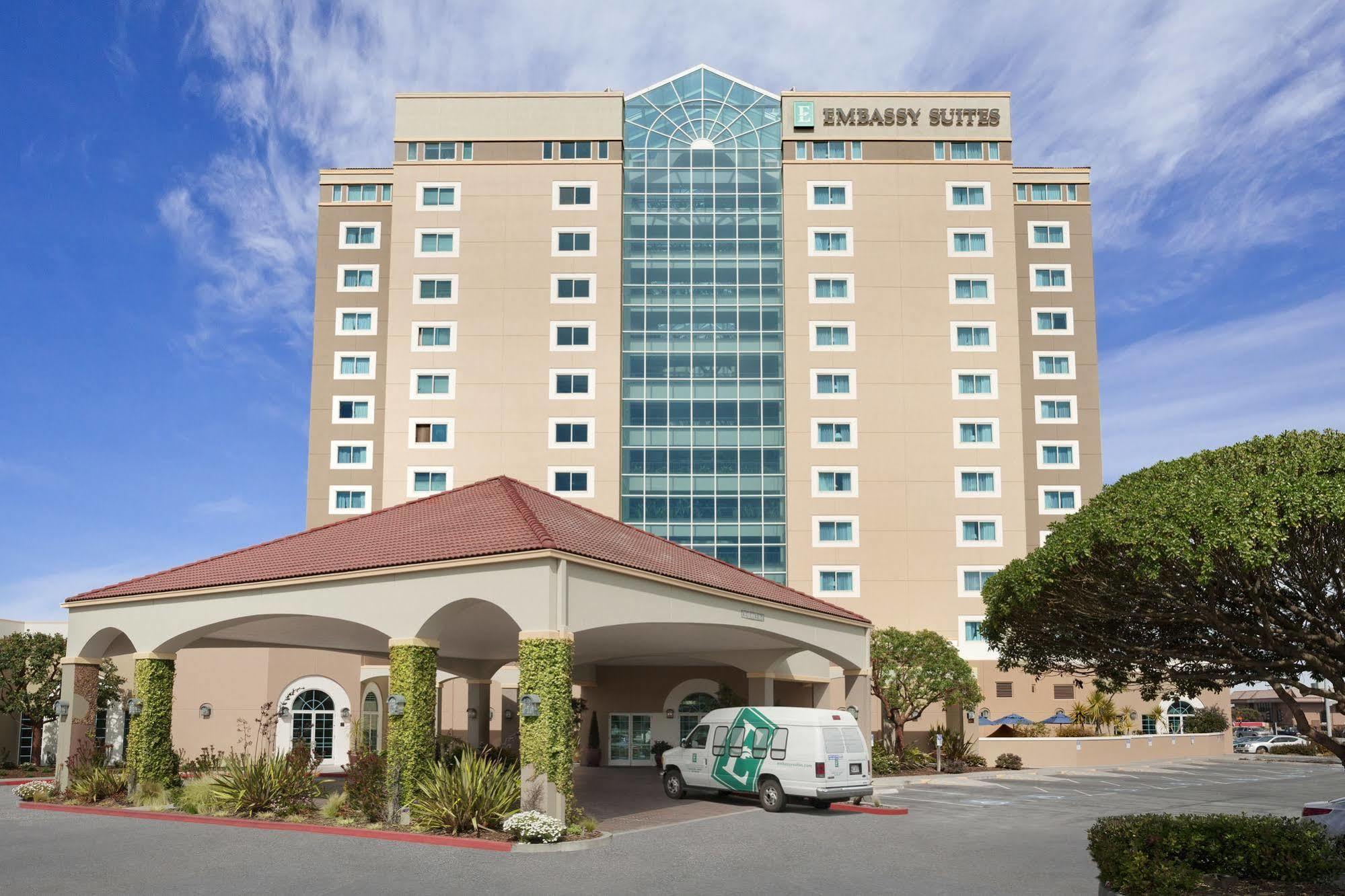 Embassy Suites By Hilton Monterey Bay Seaside Exteriör bild
